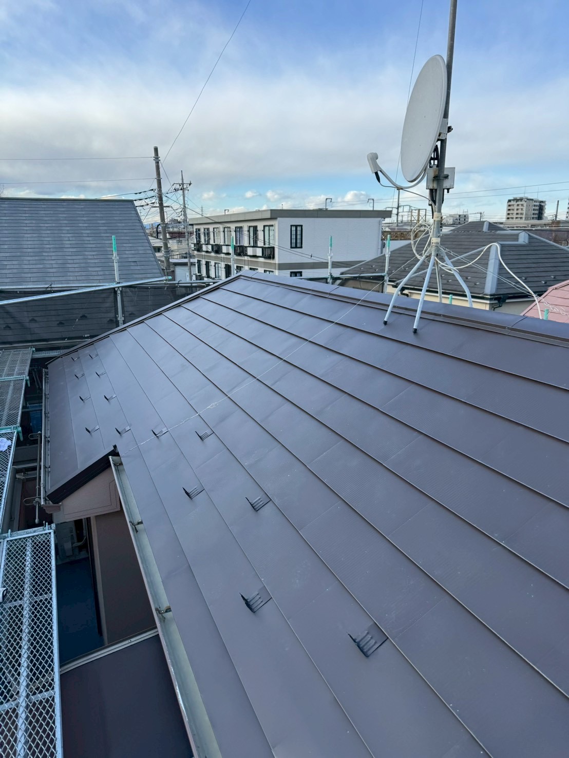 府中市　屋根改修　セキノ興産　ダンネツトップ8-1